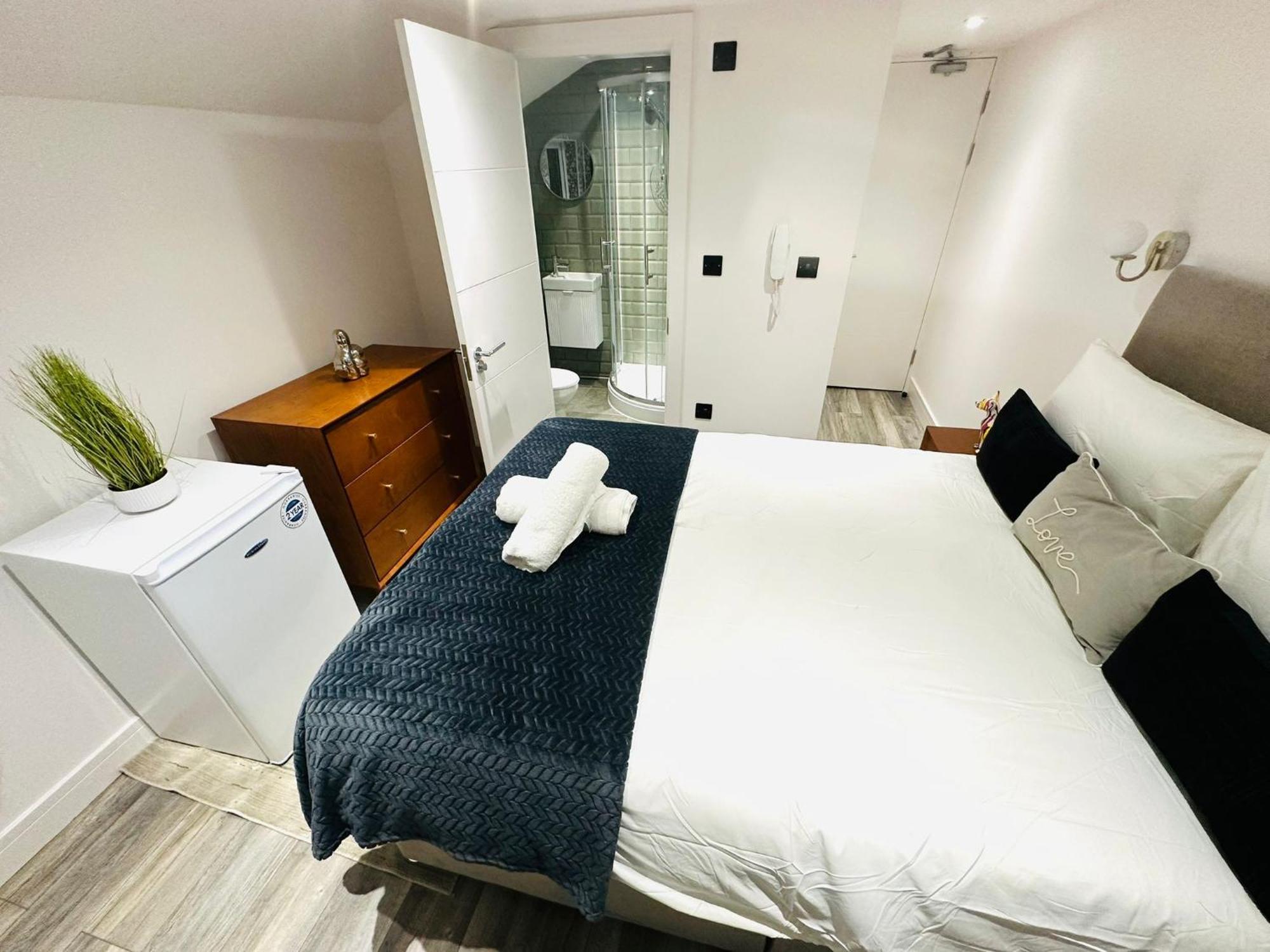 Luxury Flats, Perfect And Ideal For Tourists Apartment London