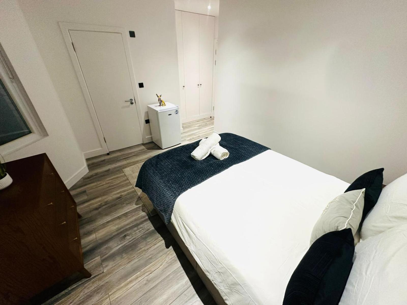 Luxury Flats, Perfect And Ideal For Tourists * London