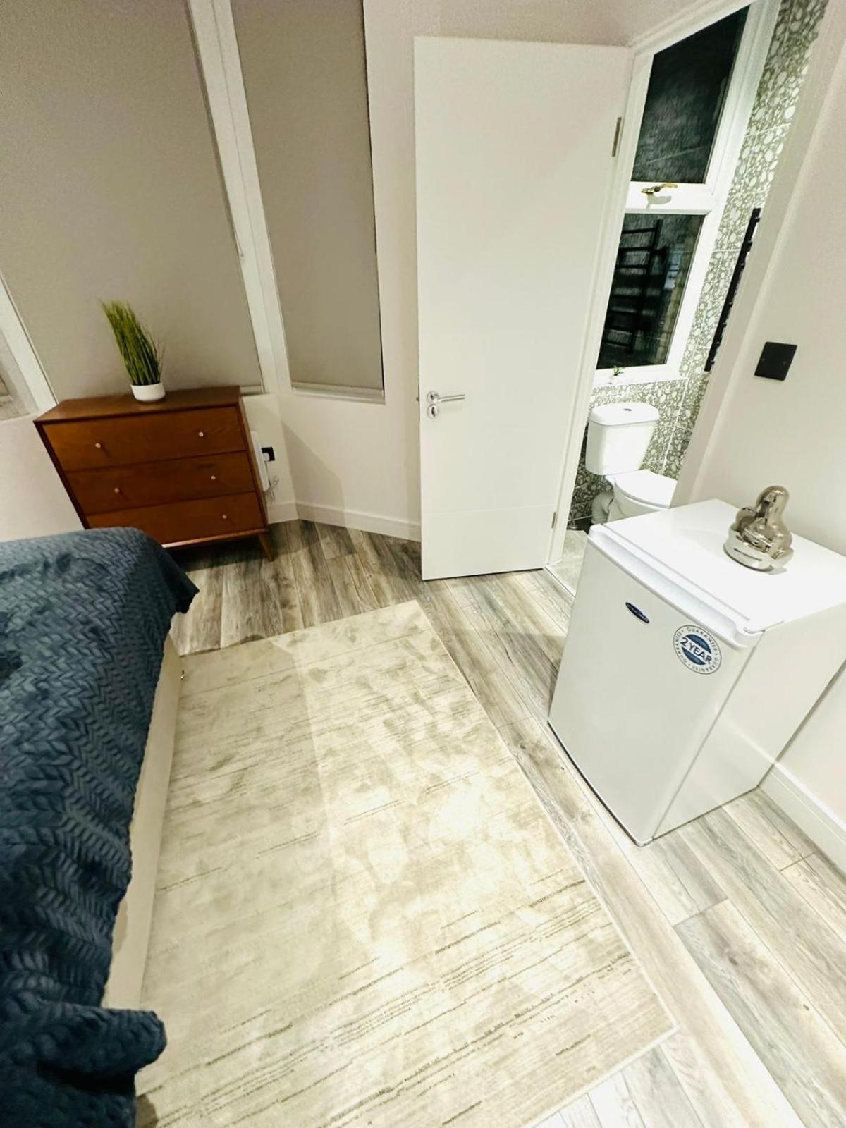 Luxury Flats, Perfect And Ideal For Tourists Apartment