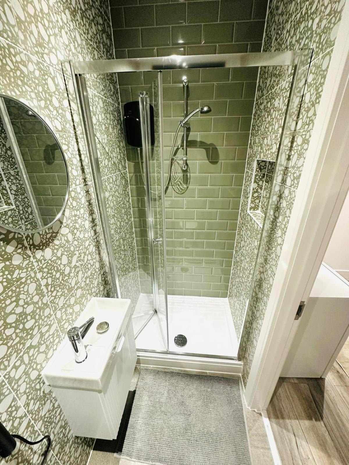 Apartment Luxury Flats, Perfect And Ideal For Tourists