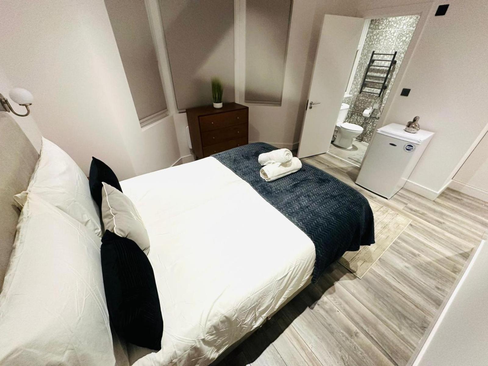 Apartment Luxury Flats, Perfect And Ideal For Tourists *