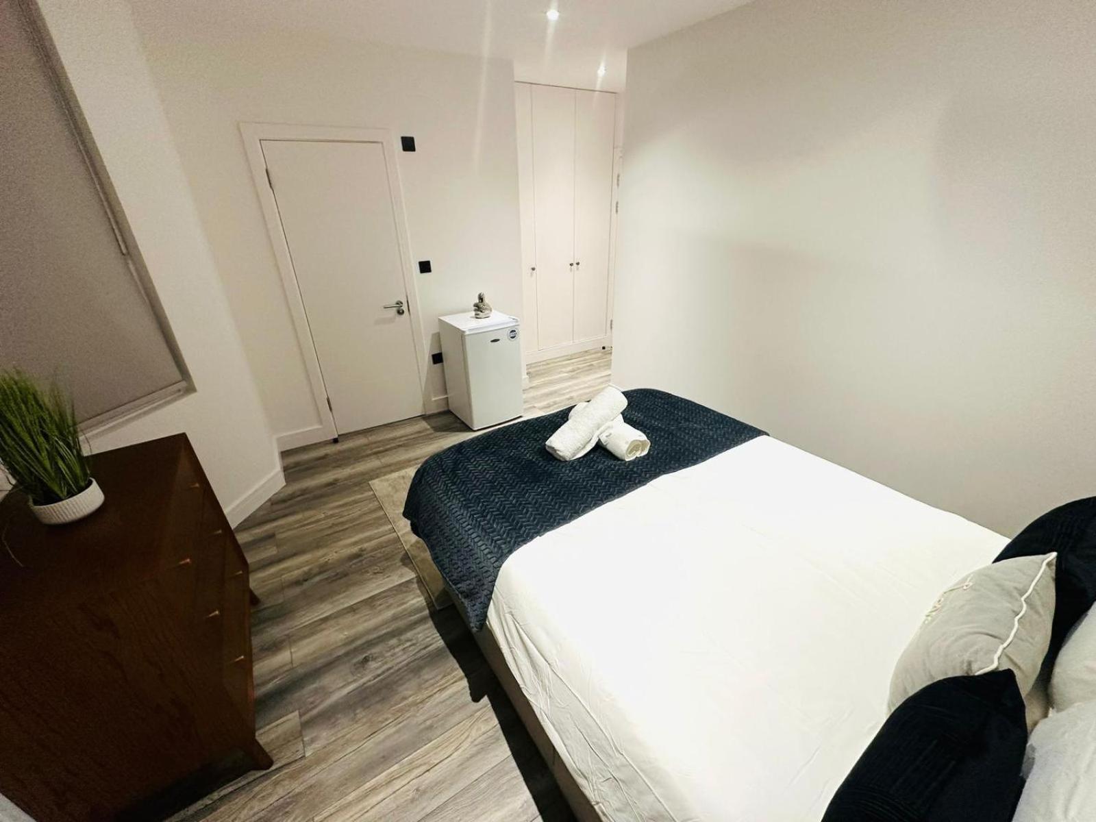 Luxury Flats, Perfect And Ideal For Tourists * London