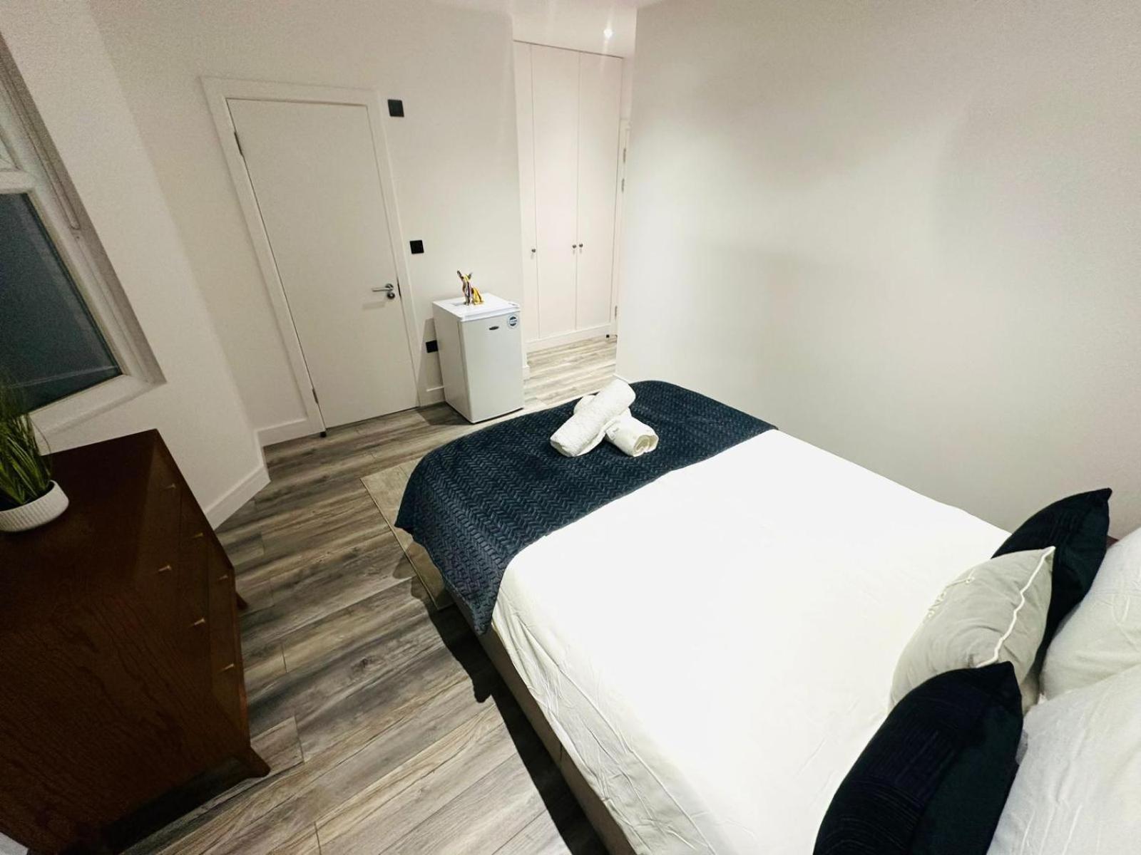 Luxury Flats, Perfect And Ideal For Tourists Apartment