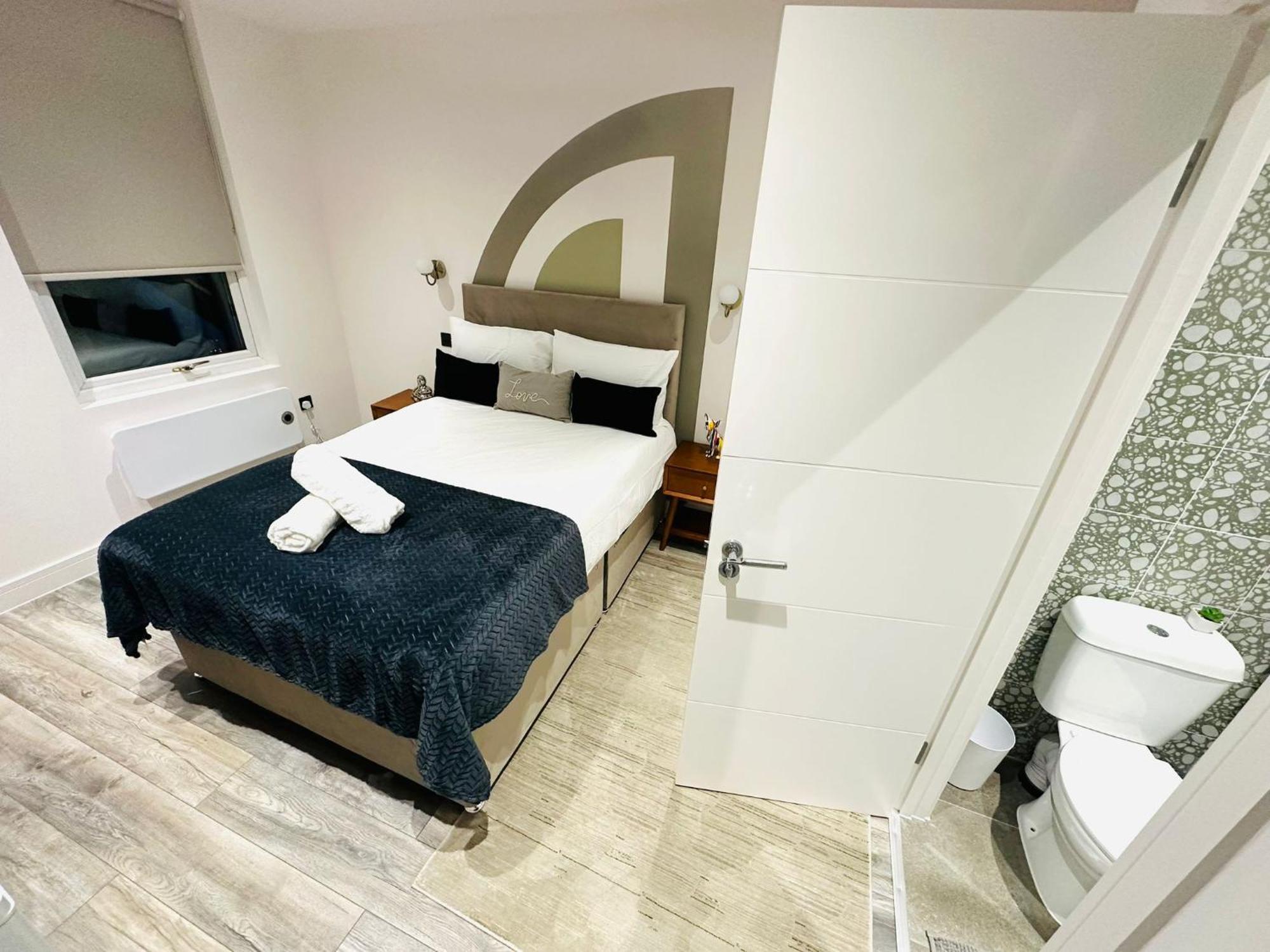 Apartment Luxury Flats, Perfect And Ideal For Tourists
